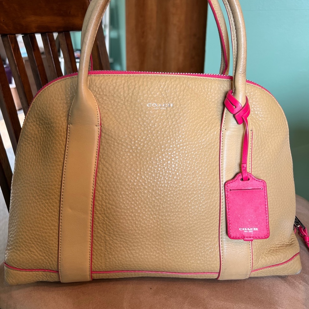 NWOT Coach Pebbled Leather Large Satchel